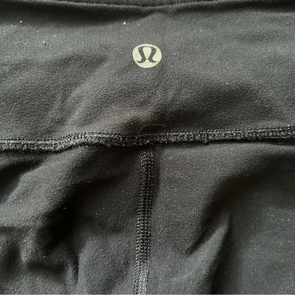 Lululemon Wunder Under Black‎ Quilt Spring Legging Women’s Size 4 Preowned - Picture 5 of 6